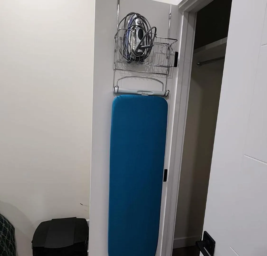 公寓 Charming Oasis Tranquil Suite 8 Min Airport, Ac 卡加利 加拿大